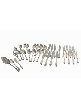 Oneida Tudor Plate Sweet Briar 1948 Silverplate Flatware 35 Pieces Service For 8